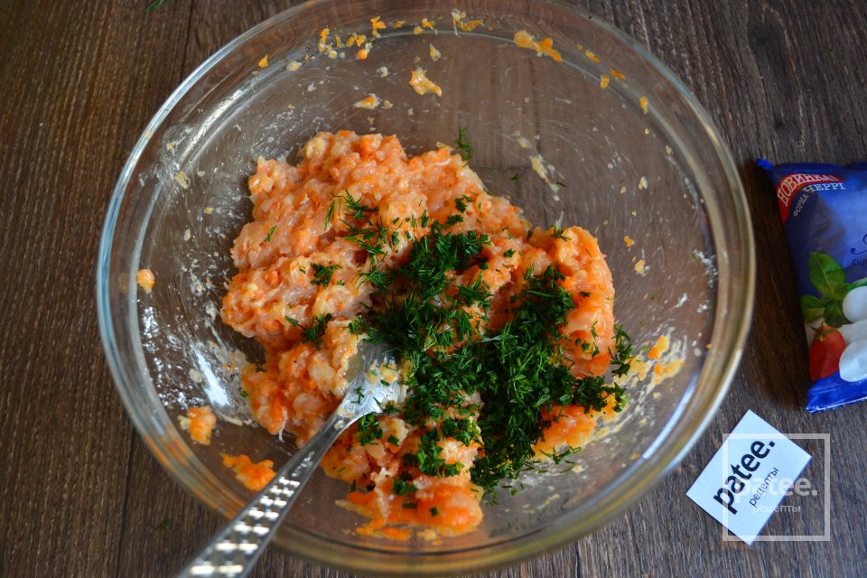 Куриные котлеты с моцареллой - Шаг 9