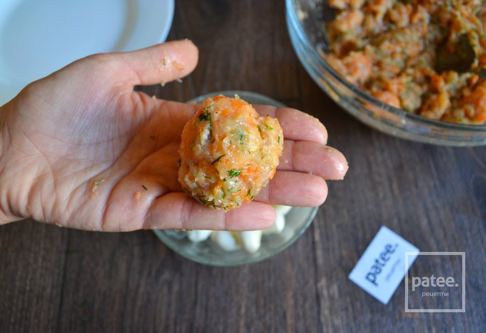 Куриные котлеты с моцареллой - Шаг 11