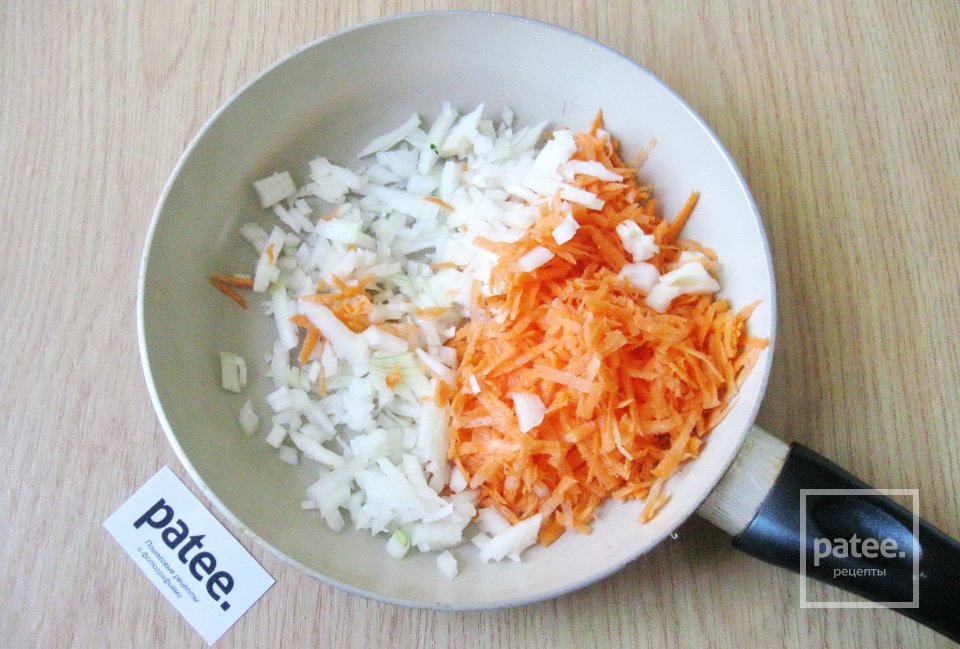 Рисово-картофельные зразы с морковью и луком - Шаг 11
