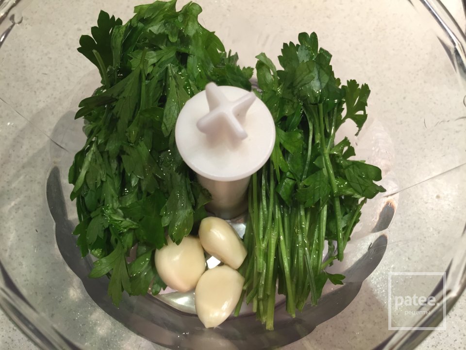 Сибас с картофелем, каперсами и помидорами - Шаг 2