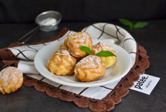 Профитроли со сливочным кремом