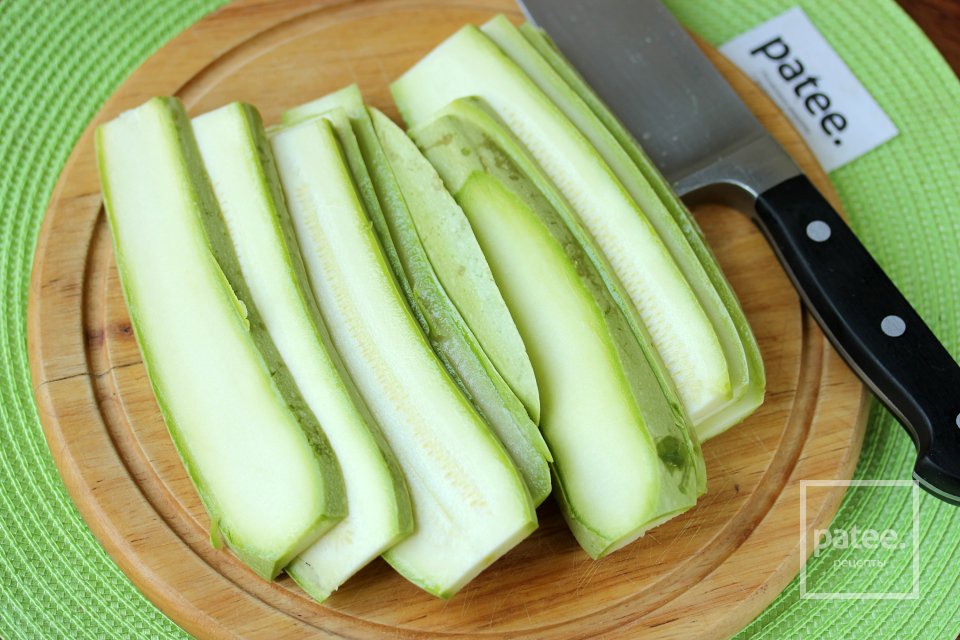 Запеканка из кабачков с курицей - Шаг 2