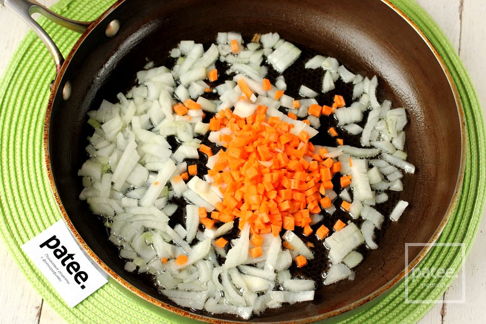 Рассольник со свининой и грибами - Шаг 5