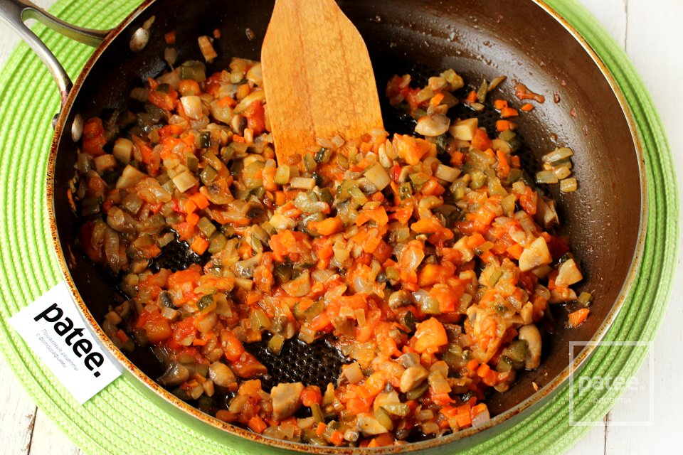 Рассольник со свининой и грибами - Шаг 10