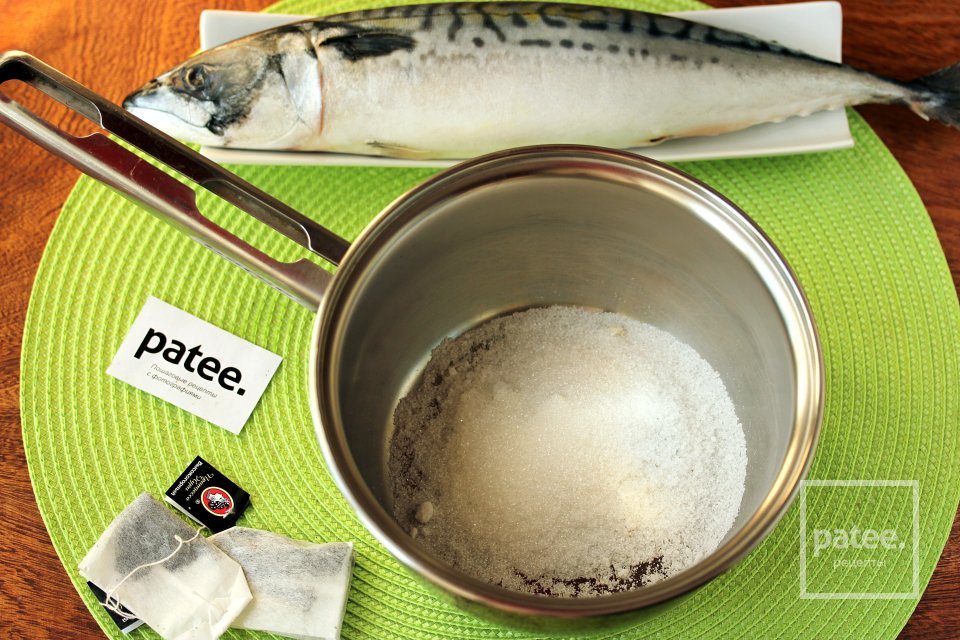 Скумбрия солёная с черносливом - Шаг 3