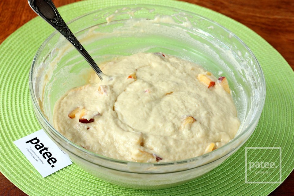 Дрожжевые оладьи с нектарином - Шаг 10