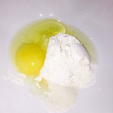 Оладушки ЗОЖ с морковкой и кокосовой стружкой - Шаг 1