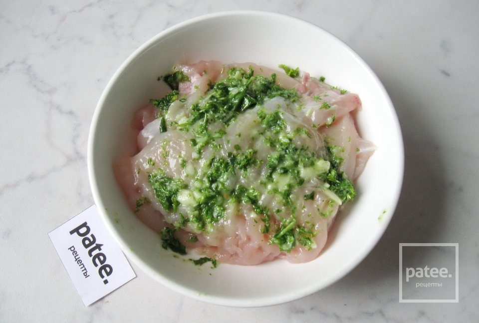 Куриная грудка в маринаде из базилика - Шаг 8