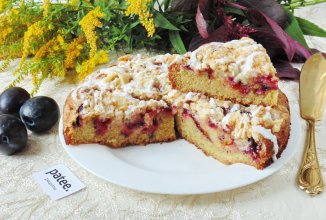 Сливовый пирог со штрейзелем