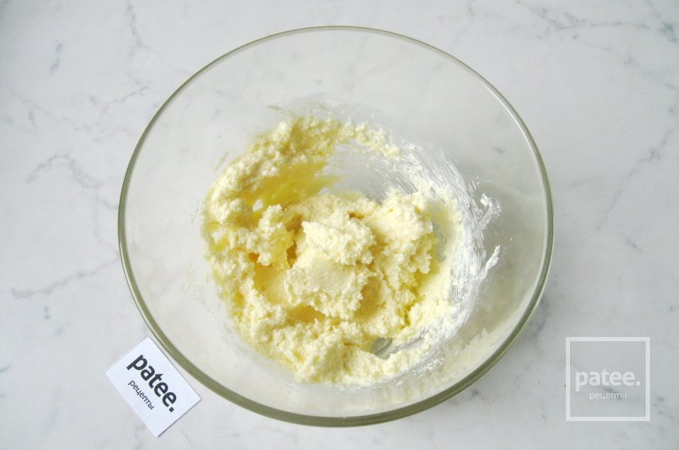 Сливовый пирог со штрейзелем - Шаг 4