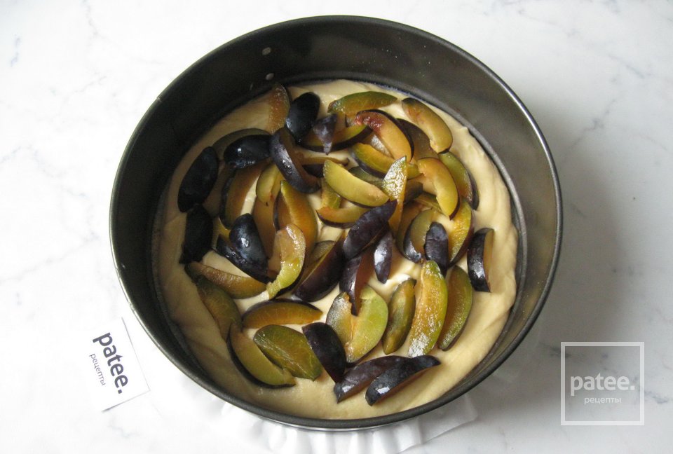 Сливовый пирог со штрейзелем - Шаг 14