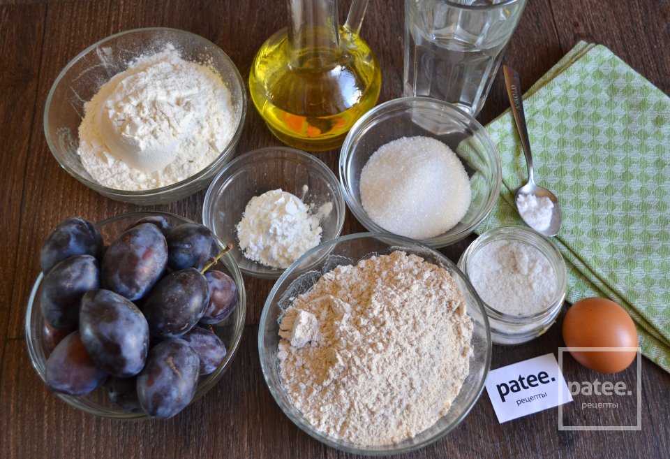 Постные мини-галеты со сливой - Шаг 1