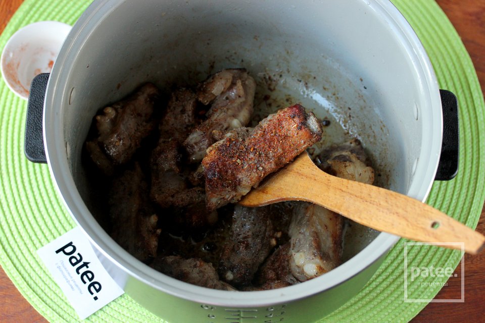 Рёбрышки с рисом в мультиварке - Шаг 6