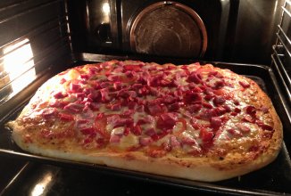 Неаполитанская пицца из самых обычных продуктов
