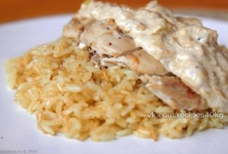 Куриное филе с шампиньонами в сливочном соусе