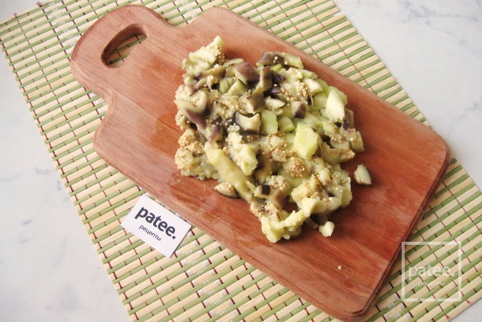 Икра из баклажанов с яблоками - Шаг 3