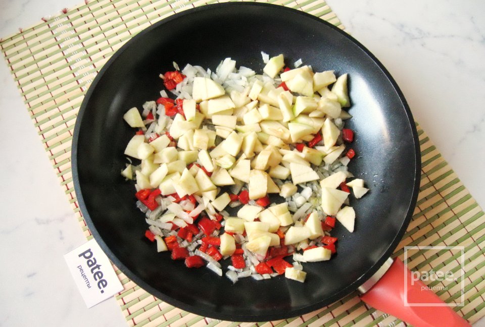 Икра из баклажанов с яблоками - Шаг 9