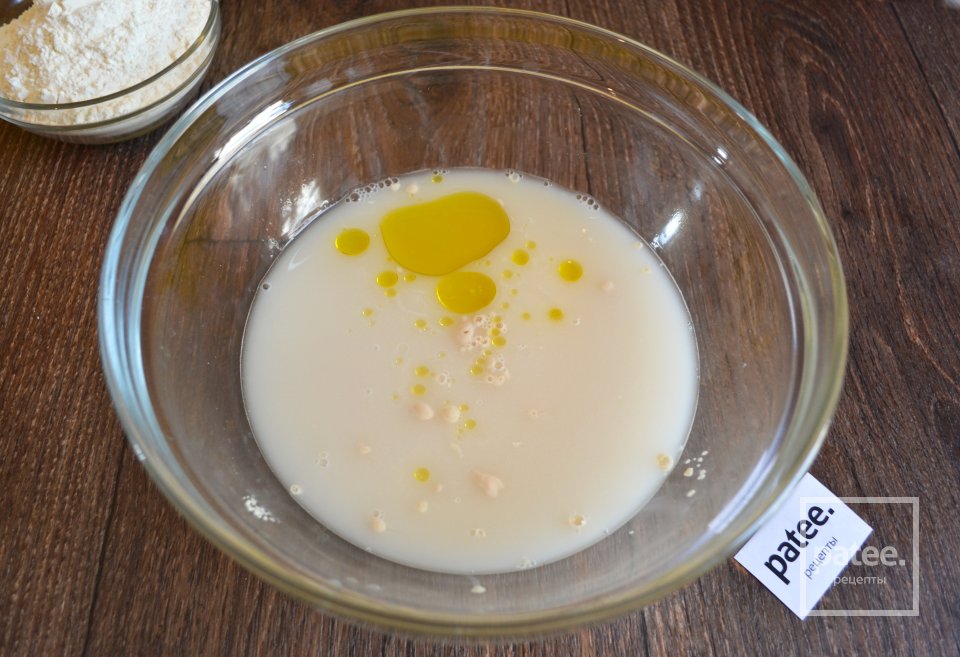 Фокачча с чесноком и прованскими травами - Шаг 4