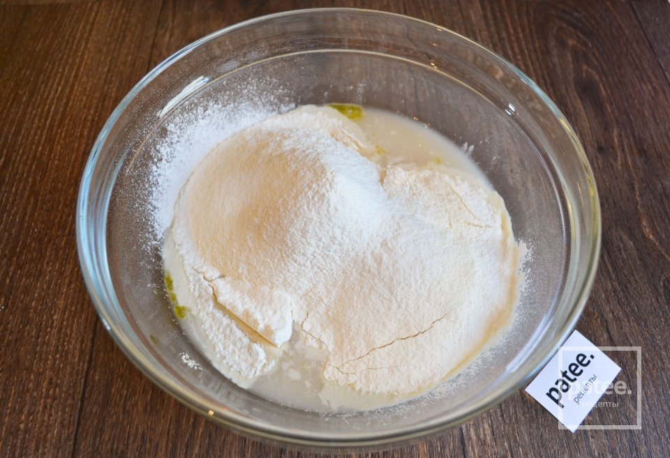 Фокачча с чесноком и прованскими травами - Шаг 5