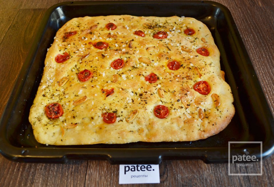 Фокачча с чесноком и прованскими травами - Шаг 16