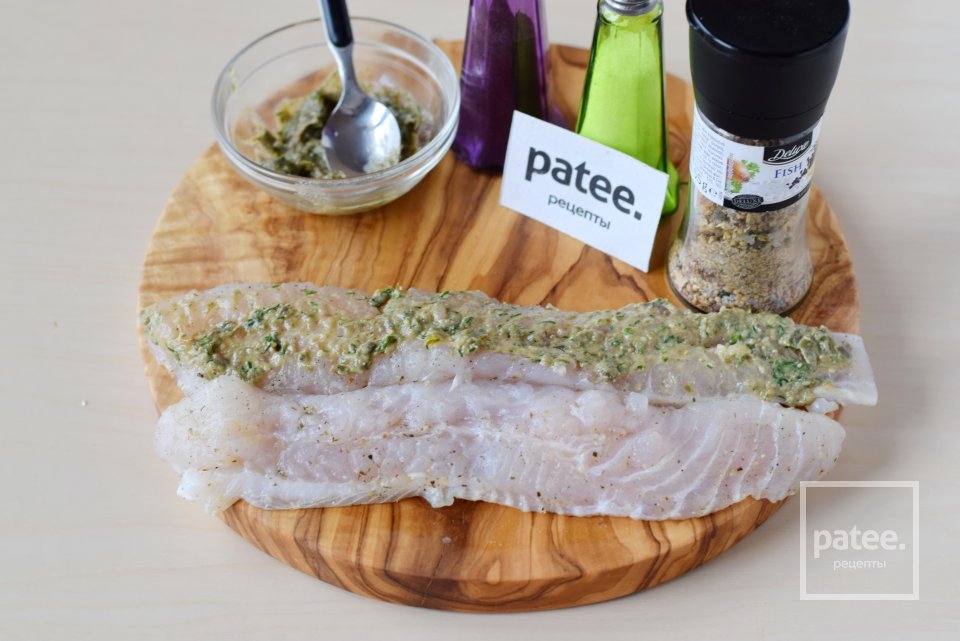 Пикантное рыбное филе в помидорах - Шаг 8