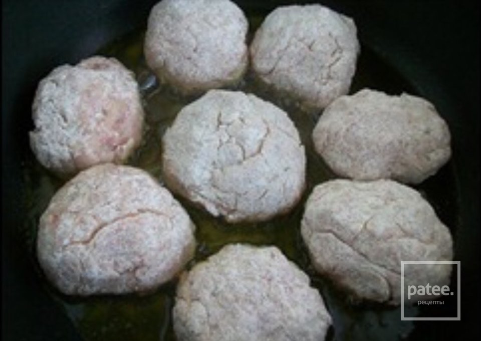 Котлеты из мясного фарша - Шаг 8