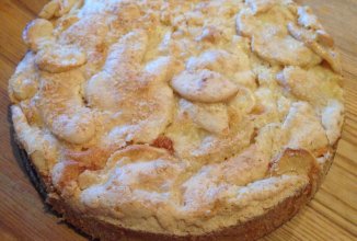 Мокрый яблочный пирог