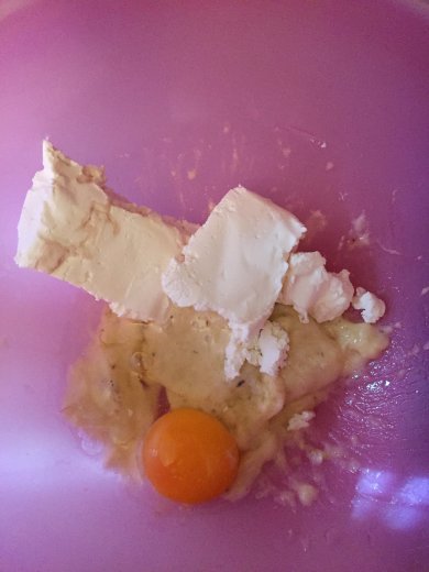 Банановой-творожные оладьи - Шаг 2