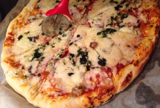 Пицца на тонком тесте