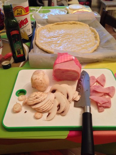 Пицца на тонком тесте - Шаг 1