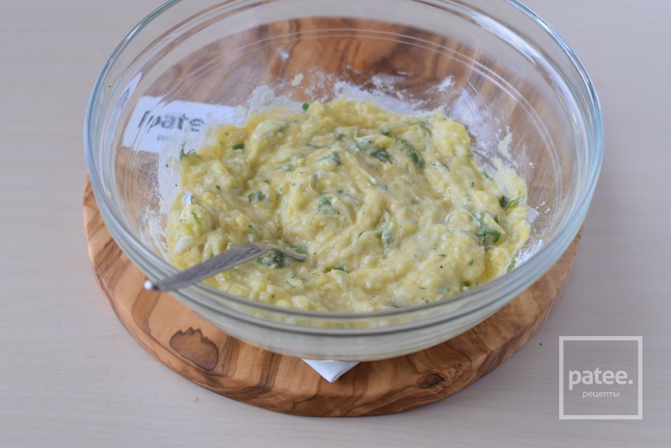 Кабачковый киш с морепродуктами - Шаг 11