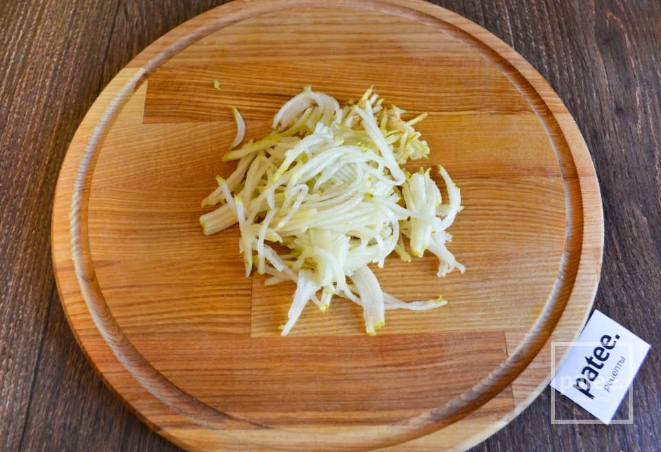 Салат из корнеплодов с грушей - Шаг 7