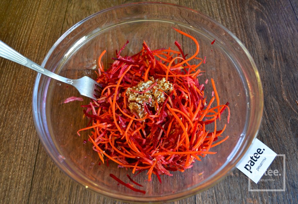 Салат из корнеплодов с грушей - Шаг 10