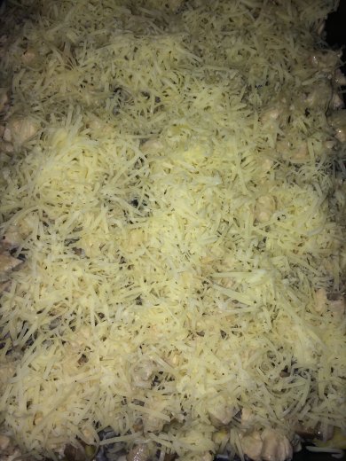 Куриное филе с грибами и картофелем под сыром - Шаг 7