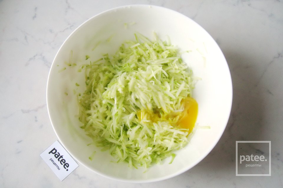 Рулет из кабачков с грибами - Шаг 3