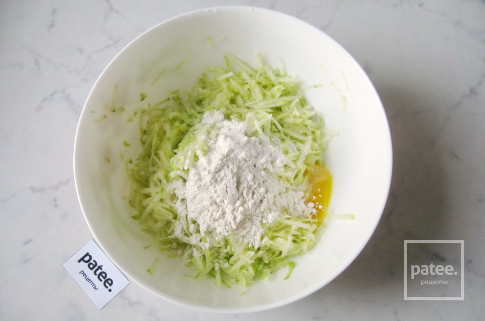 Рулет из кабачков с грибами - Шаг 4