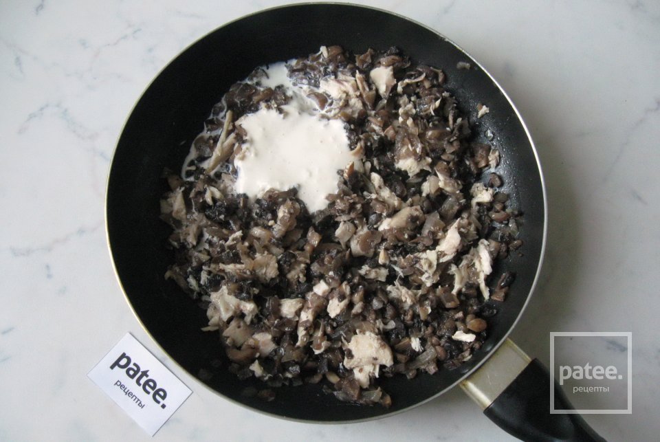 Рулет из кабачков с грибами - Шаг 11