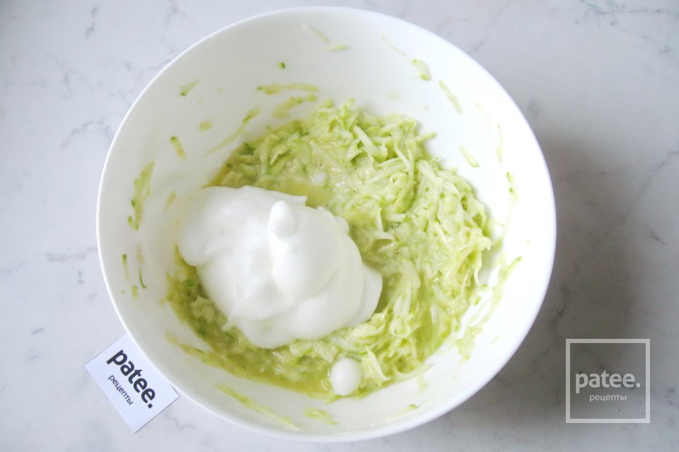 Рулет из кабачков с грибами - Шаг 5