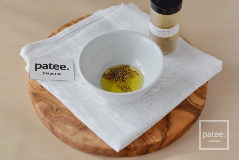 Салат с морковью, шпинатом и острой заправкой - Шаг 3