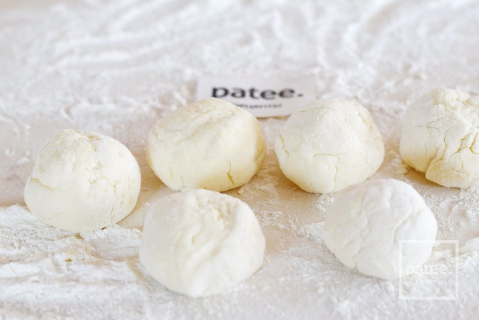 Сырники в духовке с йогуртово-маковой заливкой - Шаг 8