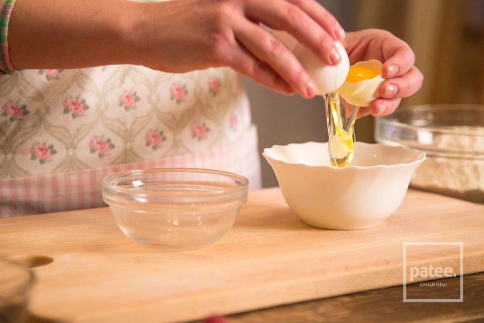 Шоколадный тарт с малиной, голубикой и орехами - Шаг 2