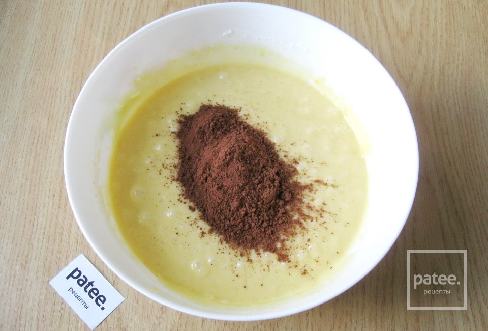 Шоколадный кекс с вишней - Шаг 9