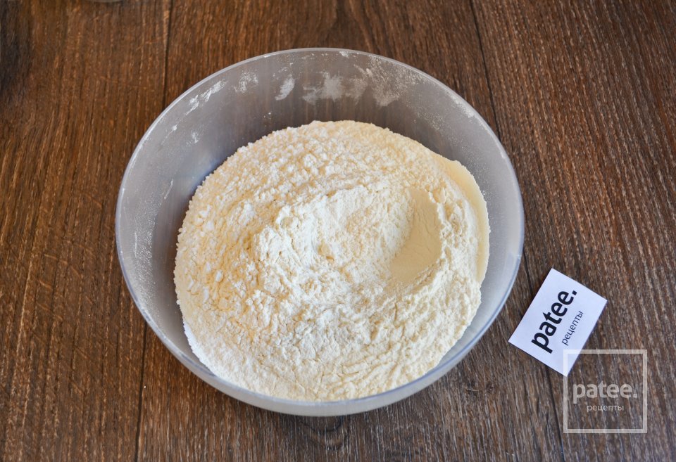 Капкейки с шоколадом и малиной - Шаг 6