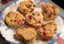 Омлетные маффины с индейкой