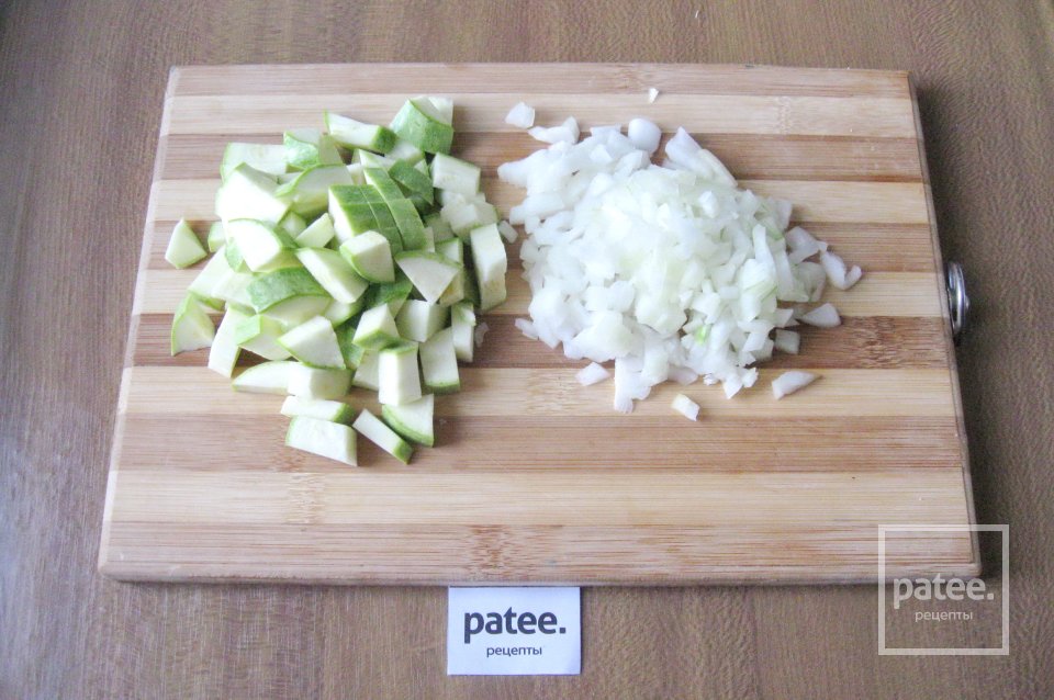 Картофельная запеканка с кабачками и грибами - Шаг 6