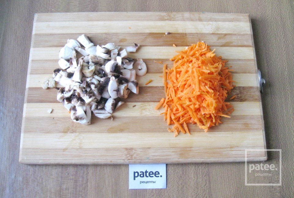 Картофельная запеканка с кабачками и грибами - Шаг 8