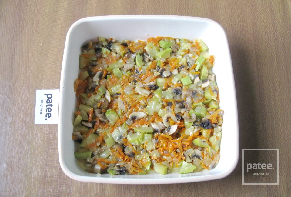 Картофельная запеканка с кабачками и грибами - Шаг 13