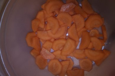 свинина с овощами в горшочке - приготовление