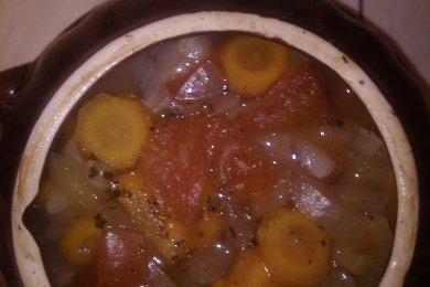 свинина с овощами в горшочке - приготовление