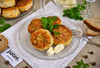 Куриные котлеты с моцареллой